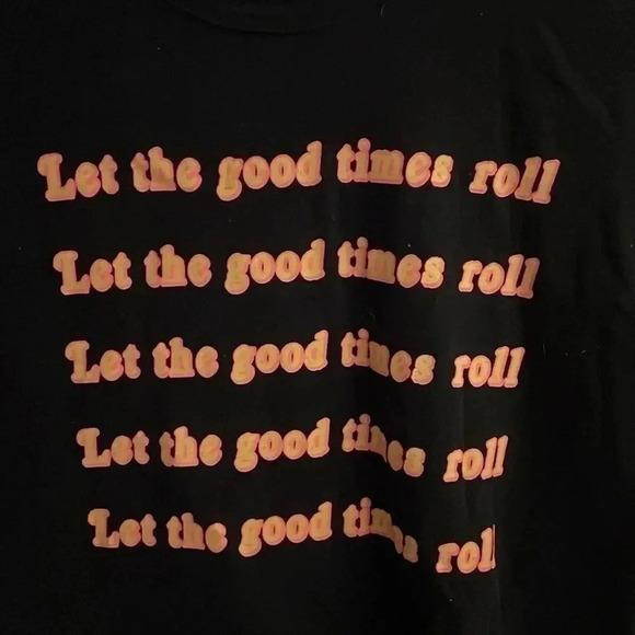 Urban Nation Small Shirt - Picture 2 of 4